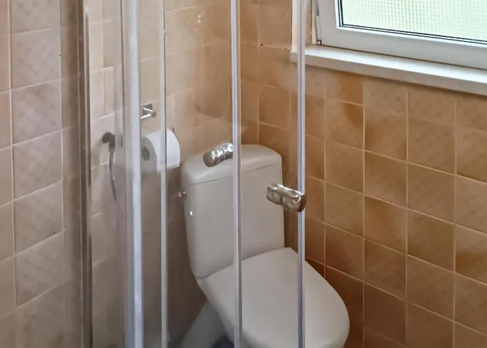 Amazing In Cybulin With Kitchen *