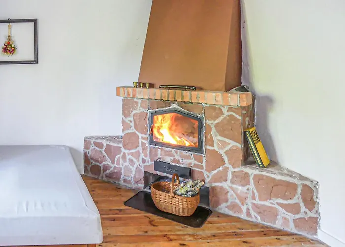 Amazing In Cybulin With Kitchen